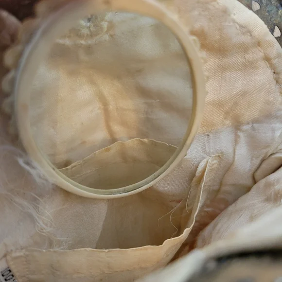 Vintage Beaded Floral Handbag Beautiful Colors, Pink, Green, Blue, and Gold - Picture 11 of 16